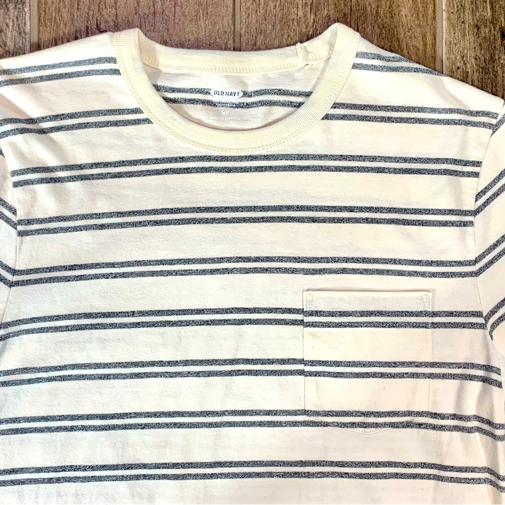 Off-White/Grey Striped Old Navy Chest Pocket Long Sleeve Shirt: Small